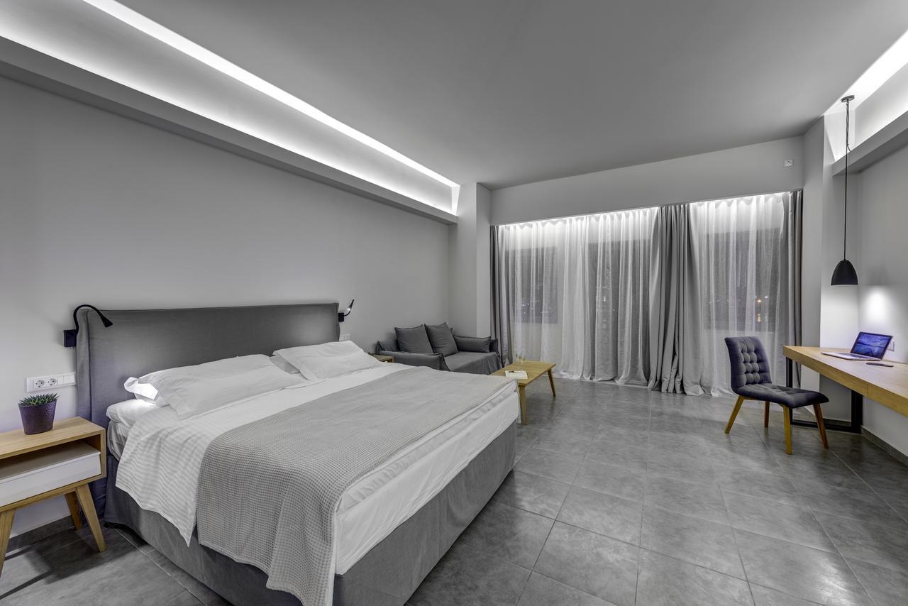 Naves Suites Ermoupoli Exterior photo