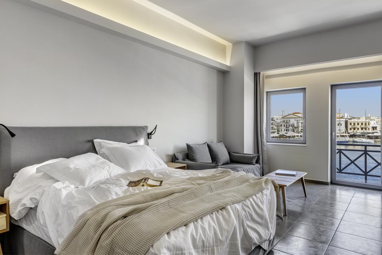 Naves Suites Ermoupoli Exterior photo