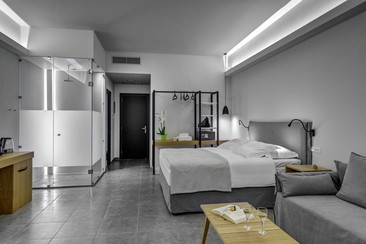 Naves Suites Ermoupoli Exterior photo