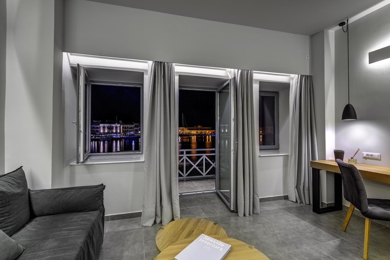 Naves Suites Ermoupoli Exterior photo