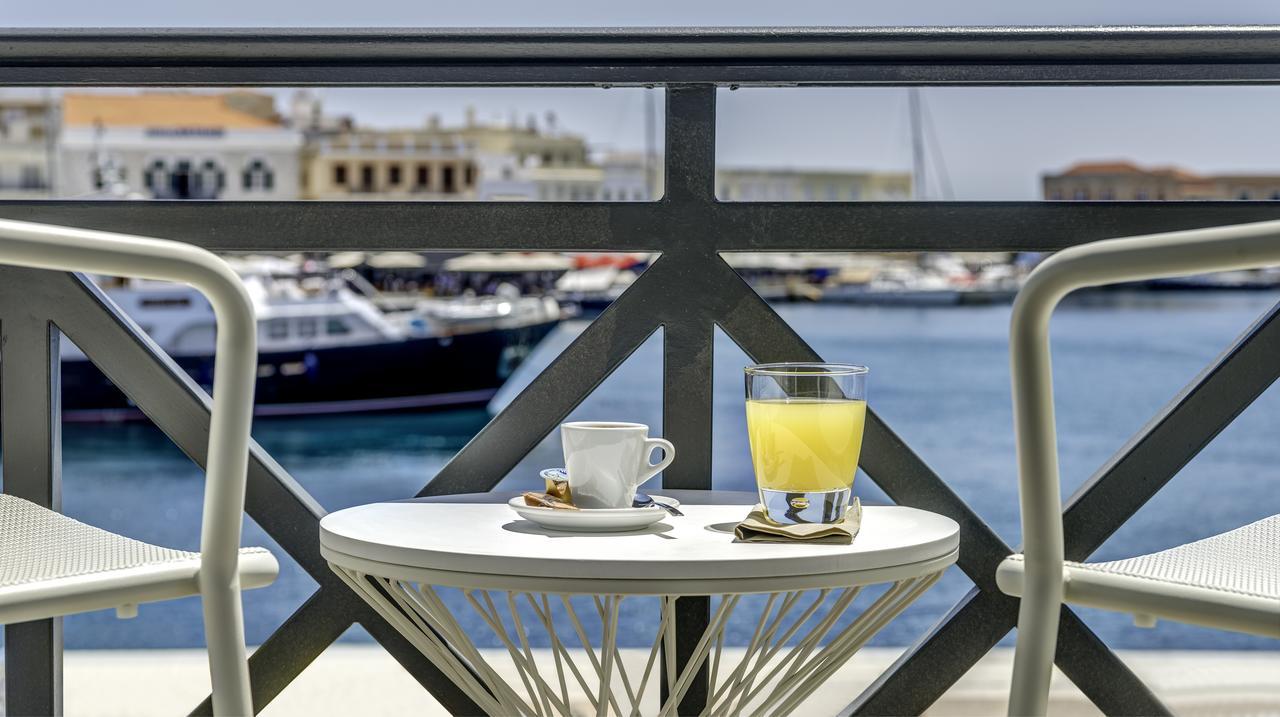 Naves Suites Ermoupoli Exterior photo