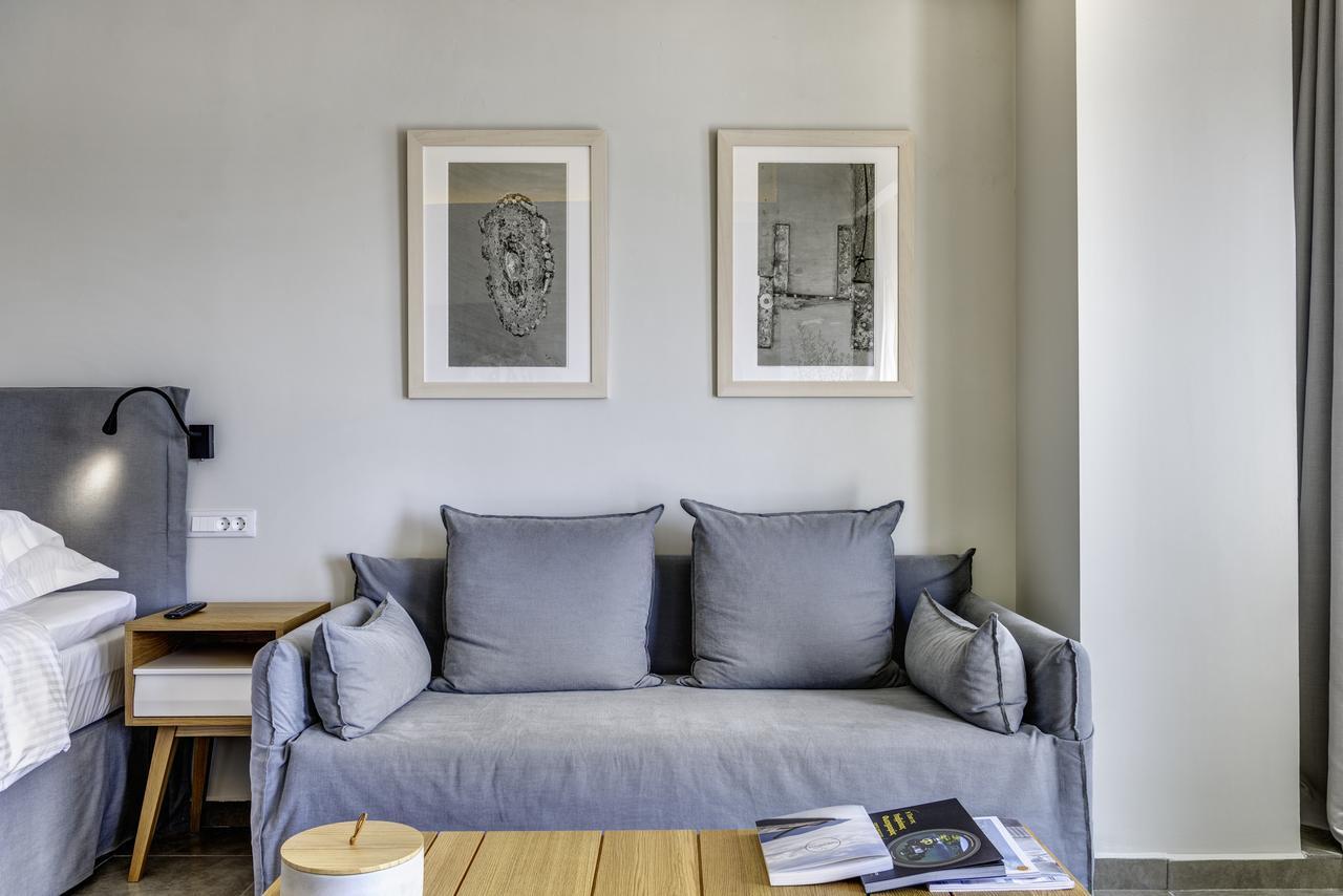 Naves Suites Ermoupoli Exterior photo